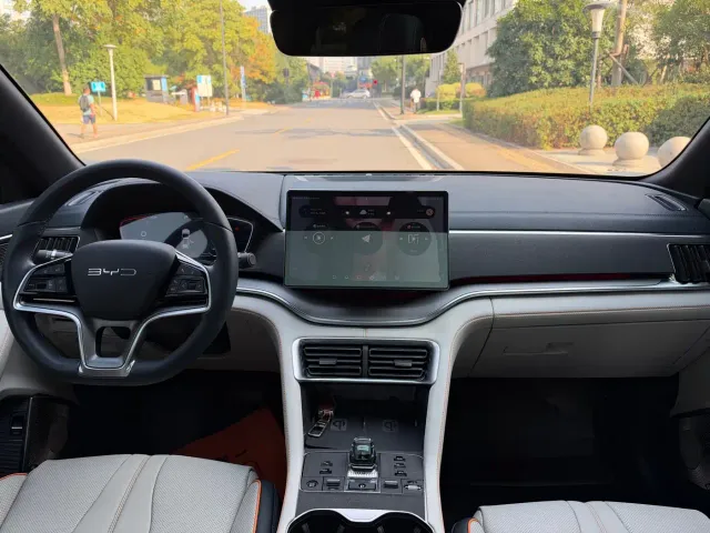 BYD Song PLUS — Фото автомобиля 7