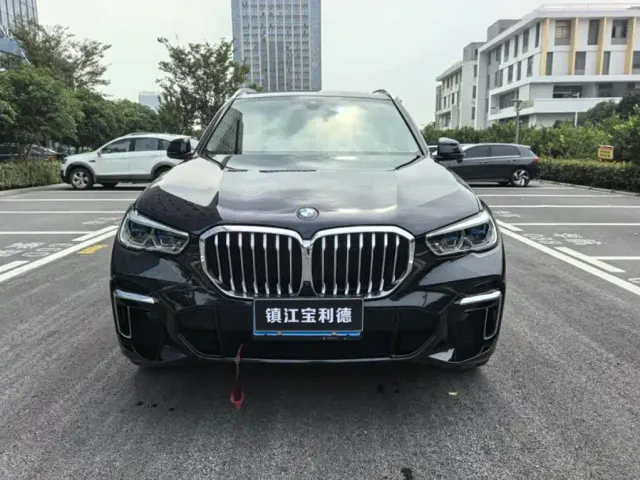 BMW X5 — Фото автомобиля 6