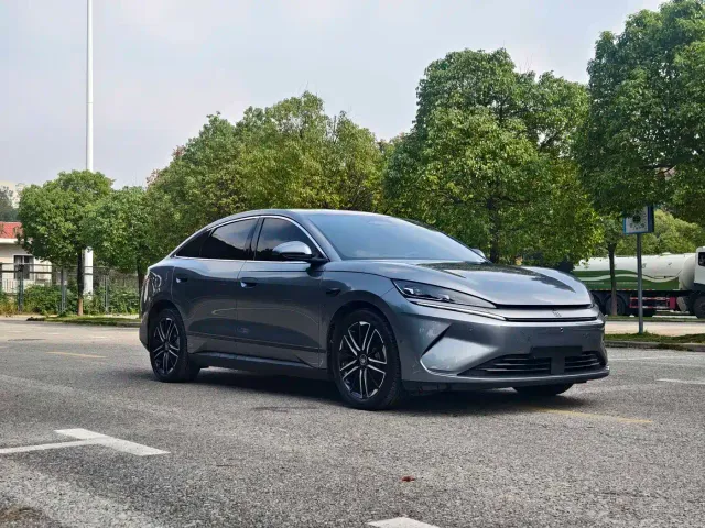 BYD Qin L — Фото автомобиля 3