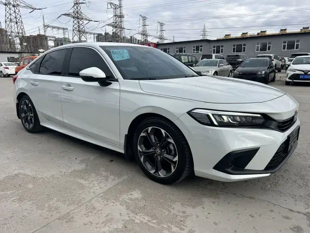 Honda Civic — Фото автомобиля 2
