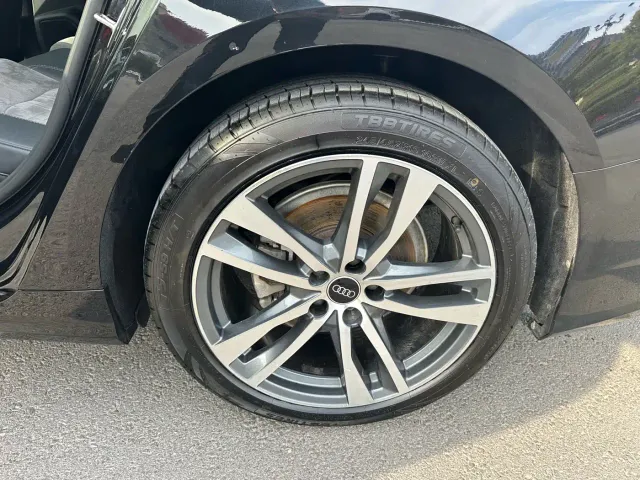 Audi A6L — Фото автомобиля 9
