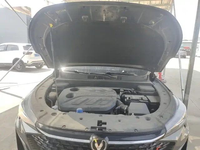 Changan X5 Plus — Фото автомобиля 19