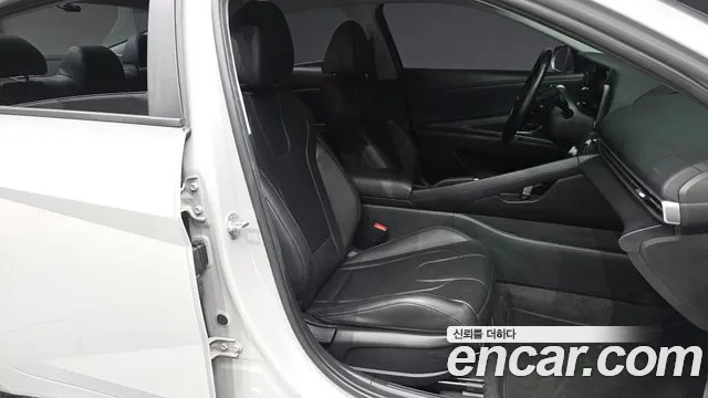 Hyundai Avante CN7 — Фото автомобиля 17