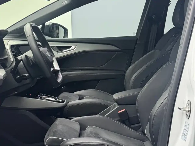 Audi Q5 e-tron — Фото автомобиля 9