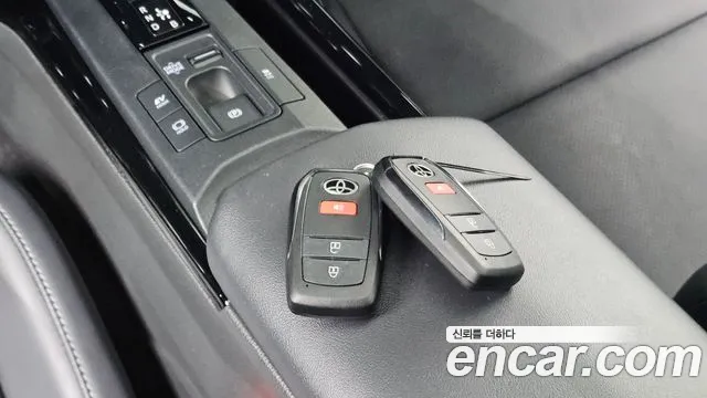 Toyota Prius — Фото автомобиля 18
