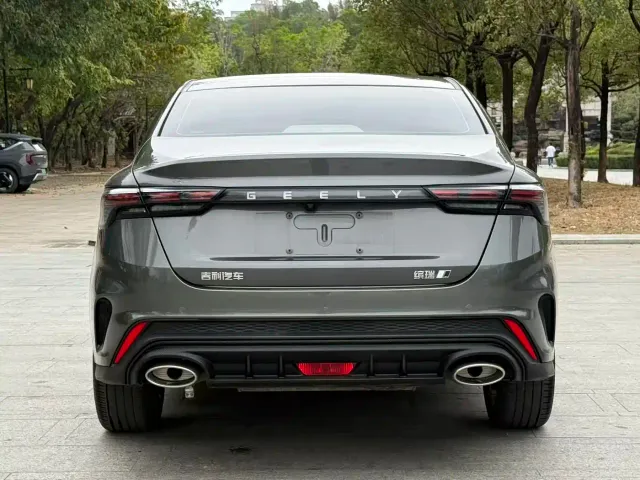 Geely Binrui — Фото автомобиля 12