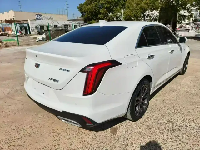 Cadillac CT4 — Фото автомобиля 9