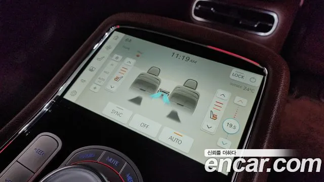 Genesis G90 — Фото автомобиля 19