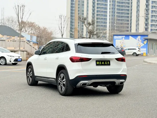 Mercedes-Benz GLA-Class — Фото автомобиля 14
