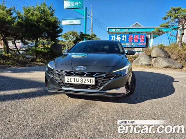 Фотография автомобиля — Hyundai Avante CN7