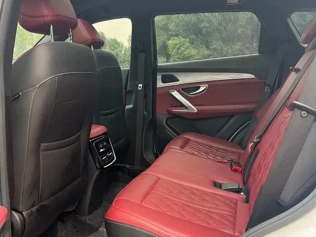 Jetour X70 Plus — Фото автомобиля 8