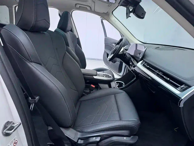 BMW X1 — Фото автомобиля 10