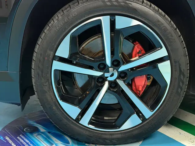 Nio ES7 — Фото автомобиля 5