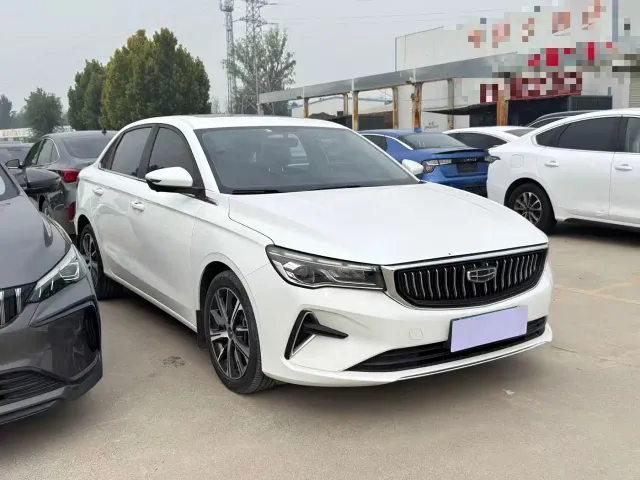 Geely Emgrand — Фото автомобиля 3