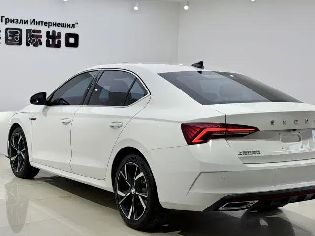 Skoda Octavia — Фото автомобиля 6