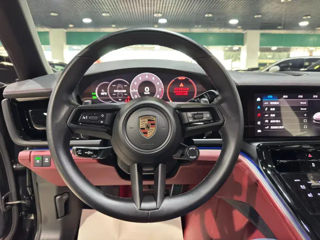 Porsche Panamera — Фото автомобиля 6