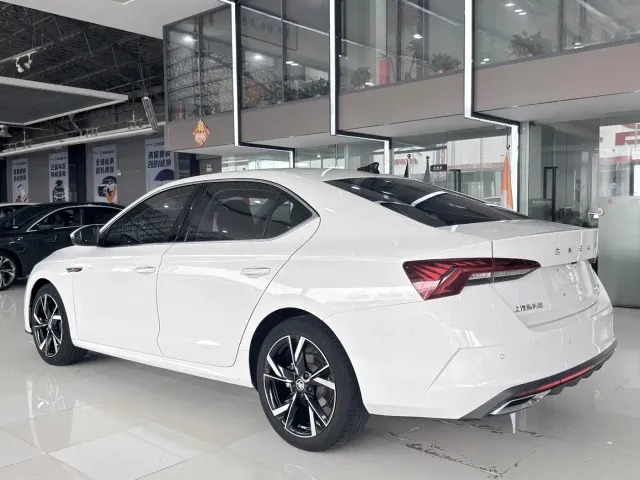 Skoda Octavia — Фото автомобиля 14