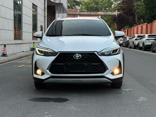 Toyota YARiS L Zhi Xuan — Фото автомобиля 2