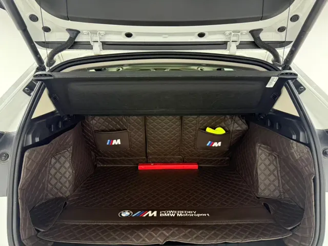 BMW X1 — Фото автомобиля 7