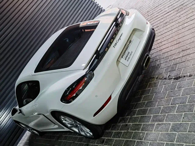 Porsche 718 — Фото автомобиля 14