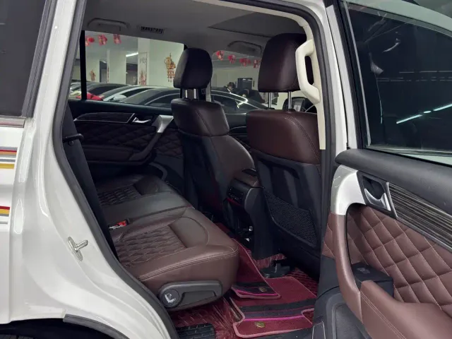Haval H9 — Фото автомобиля 10