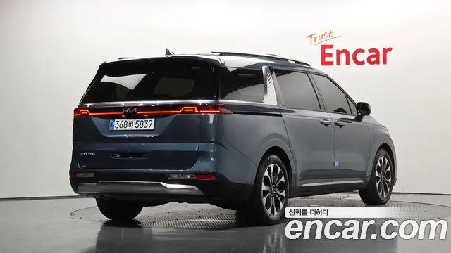 Kia Canival Carnival 4 поколение Дизель 7 мест Signature — Фото автомобиля 2