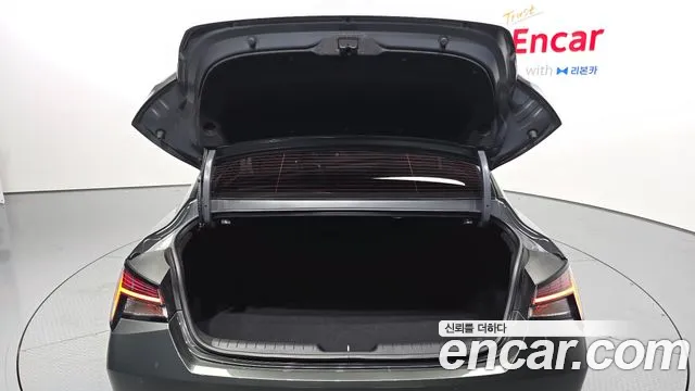 Hyundai Avante CN7 — Фото автомобиля 19