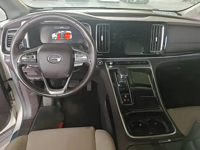 GAC Trumpchi M8 — Фото автомобиля 5