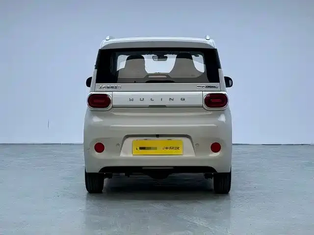 Wuling Hongguang Mini EV — Фото автомобиля 5