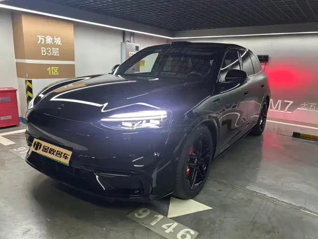 Фотография автомобиля — Aito M6