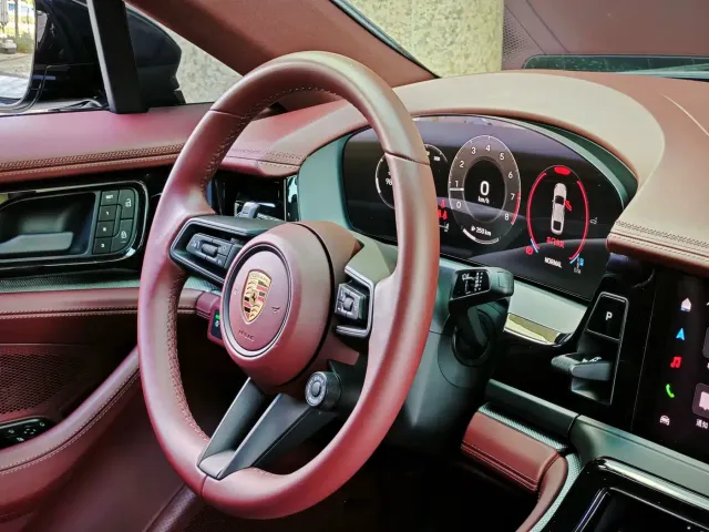 Porsche Panamera — Фото автомобиля 20