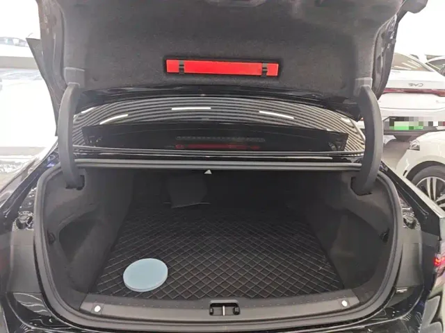 Volvo S90 — Фото автомобиля 18