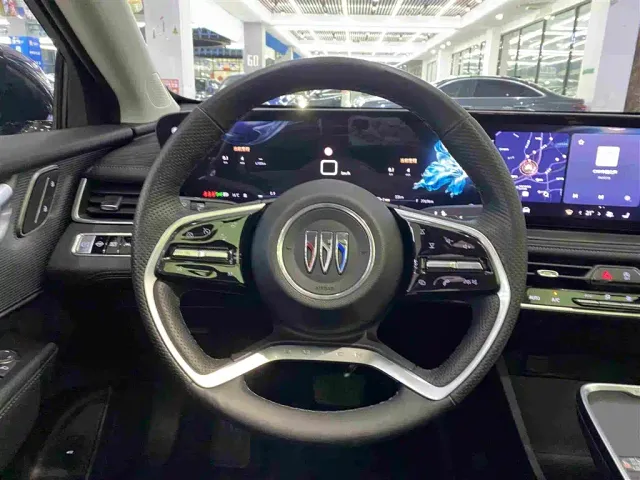 Buick LaCrosse — Фото автомобиля 11