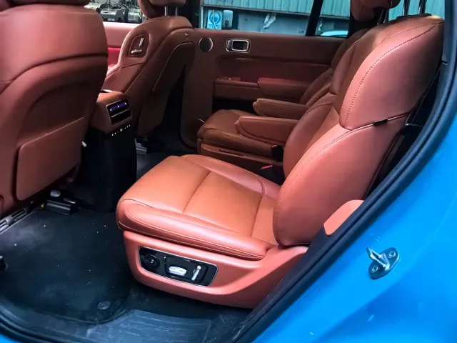 Li Auto L9 — Фото автомобиля 7
