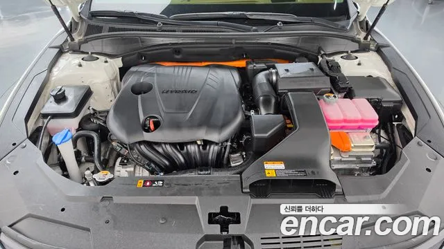 Hyundai Grandeur (New) Hybrid — Фото автомобиля 6
