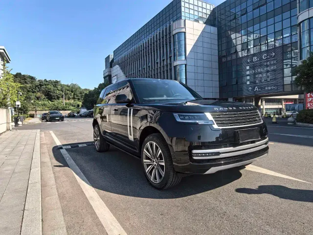 Land Rover Range Rover — Фото автомобиля 7