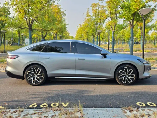 Baojun Xiangjing — Фото автомобиля 7