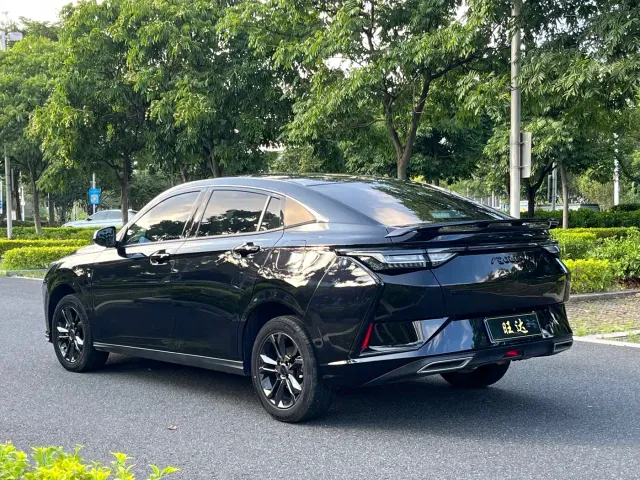 Dongfeng Yixuan — Фото автомобиля 7