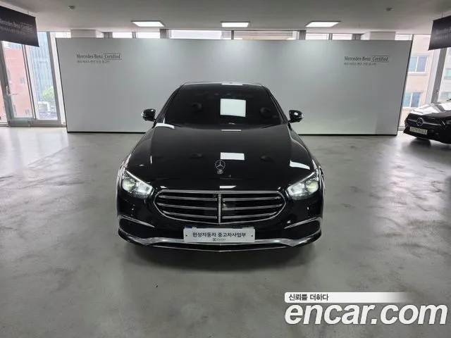 Mercedes-Benz E-Class E-класс W213 E350 4MATIC Exclusive — Фото автомобиля 3