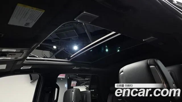 Cadillac Escalade 5th Gen — Фото автомобиля 24
