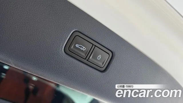 Genesis GV80 — Фото автомобиля 21