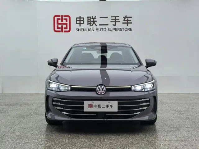Volkswagen Passat — Фото автомобиля 5