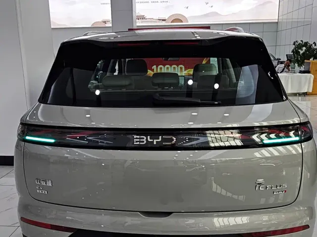 BYD Yuan PLUS — Фото автомобиля 4