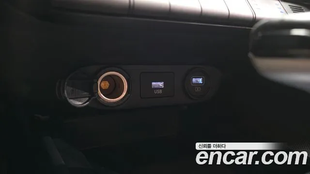 Hyundai Avante CN7 — Фото автомобиля 16