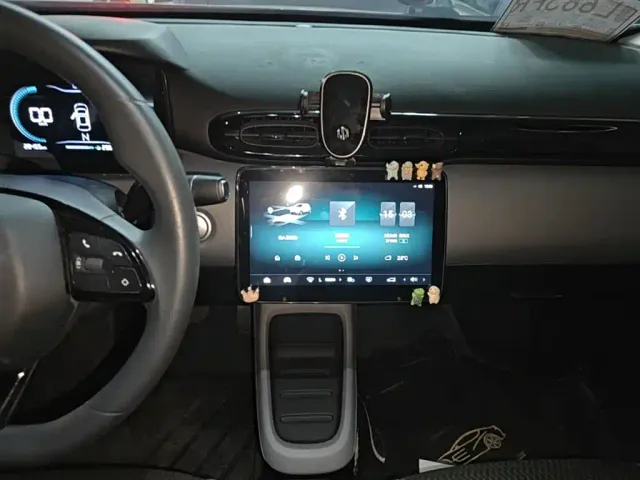 Leapmotor T03 — Фото автомобиля 12