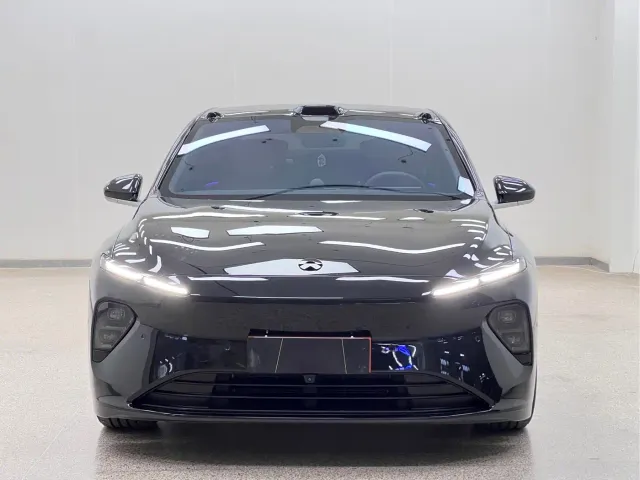 Nio ET7 — Фото автомобиля 2