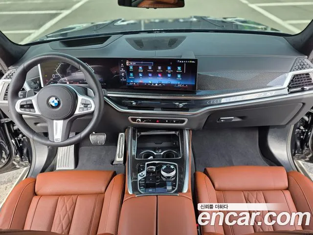 BMW X7 — Фото автомобиля 7