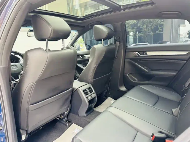 Honda Inspire — Фото автомобиля 10