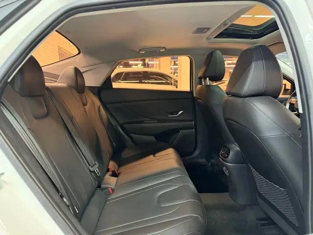 Hyundai Elantra — Фото автомобиля 7