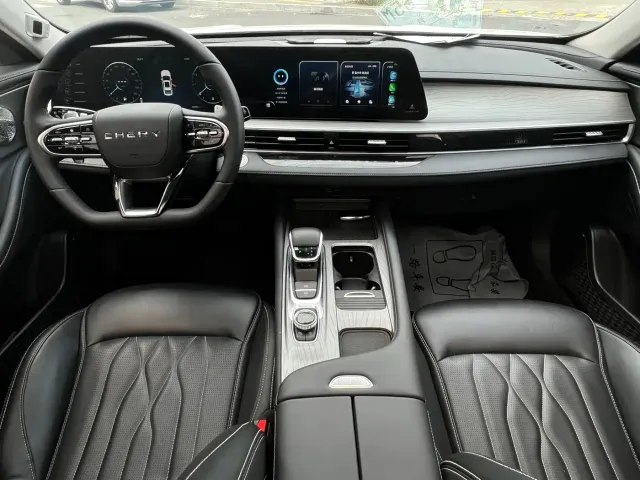 Chery Arrizo 8 — Фото автомобиля 12